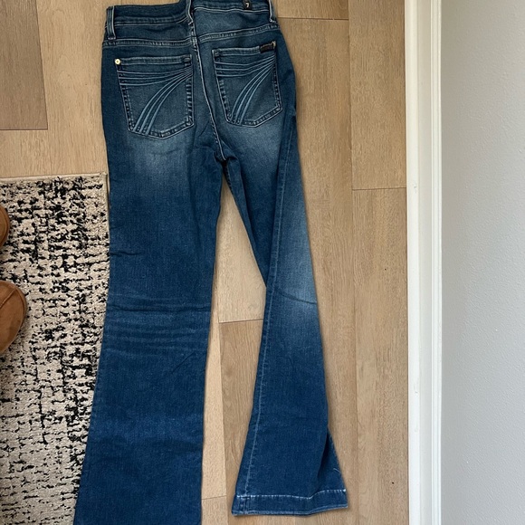 NWOT 7 For All Mankind Boot Cut Jeans - Picture 1 of 5